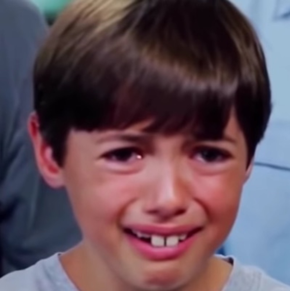 Meet your Posher, Axylia